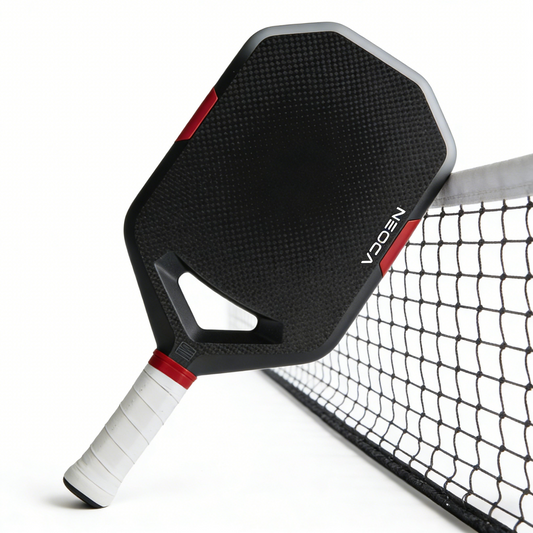 Carbon Fiber vs Graphite Pickleball Paddle – Beginner’s Guide 2026